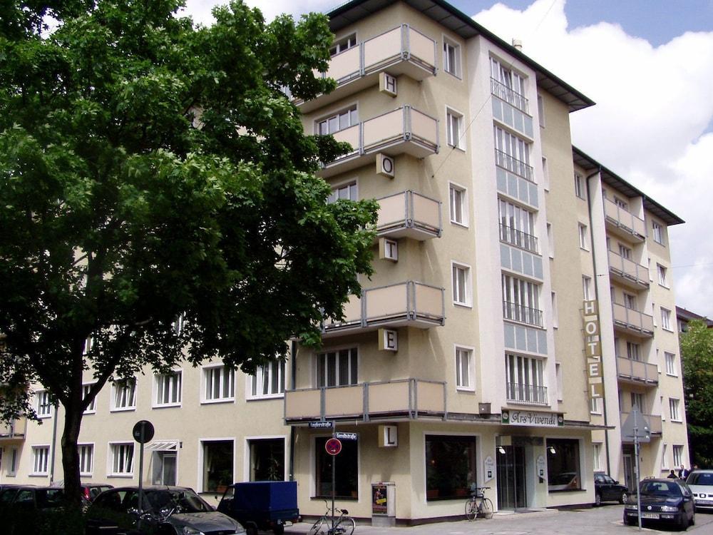 Ars Vivendi 3* Munich